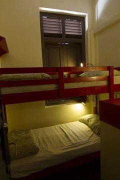 Hotel Sleepy Kiwi Backpacker - Bugis 2*